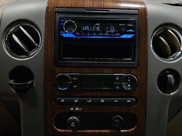 Used 2004 Ford F150 Lariat RWD image 15
