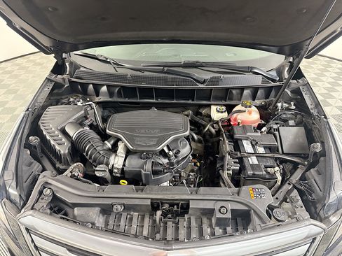 Used 2018 Cadillac XT5 Luxury w/ Driver Awareness Package image 39