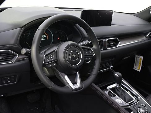 New 2025 MAZDA CX-5 Signature image 11