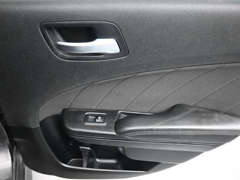 Used 2023 Dodge Charger R/T w/ Blacktop Package RWD image 34