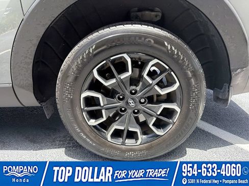 Used 2023 Hyundai Santa Cruz SEL AWD/4WD image 32