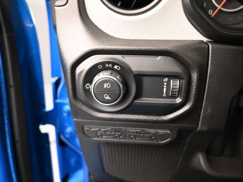 New 2026 Jeep Gladiator Sport image 24