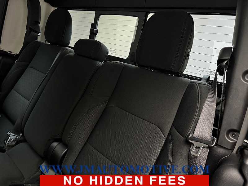 Used 2021 Jeep Gladiator Sport AWD/4WD image 16