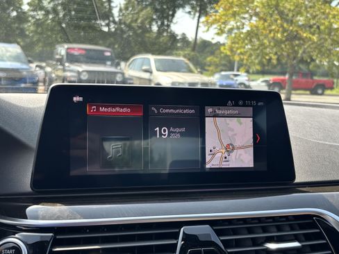 Used 2019 BMW 530i xDrive w/ Convenience Package AWD/4WD image 23