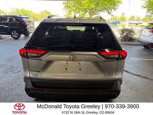 Used 2022 Toyota RAV4 XLE w/ Carpet Mat Package (TMS) AWD/4WD image 13