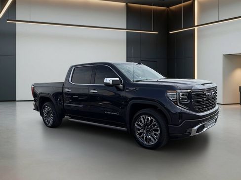 Certified 2024 GMC Sierra 1500 Denali Ultimate AWD/4WD image 9