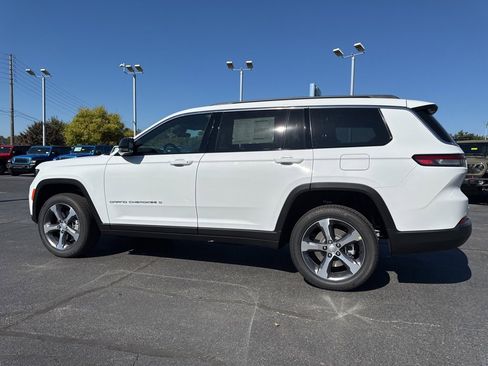 New 2025 Jeep Grand Cherokee L Limited image 40