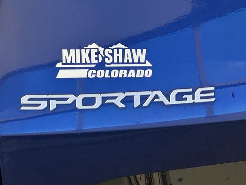 Used 2023 Kia Sportage SX image 6