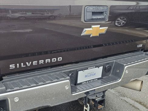 Used 2018 Chevrolet Silverado 3500 LTZ AWD/4WD image 14