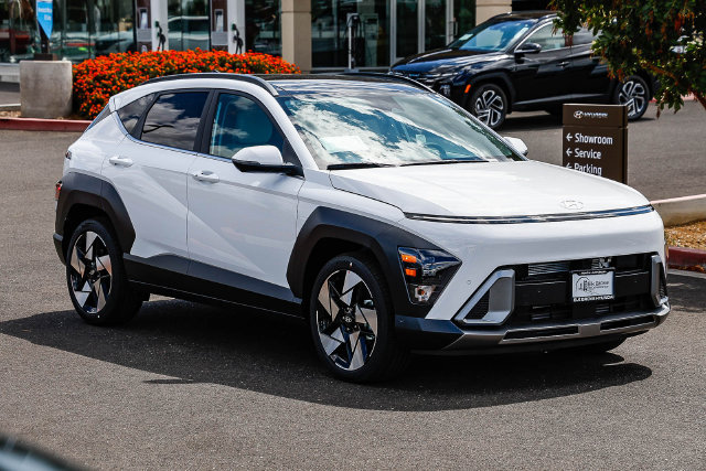 New 2027 Hyundai Kona Limited FWD image 6