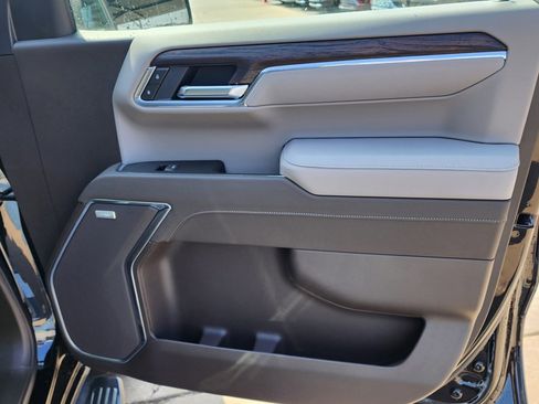 New 2026 GMC Sierra 1500 SLT w/ SLT Premium Plus Package image 36