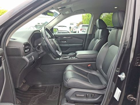 Certified 2024 Honda Pilot EX-L image 13
