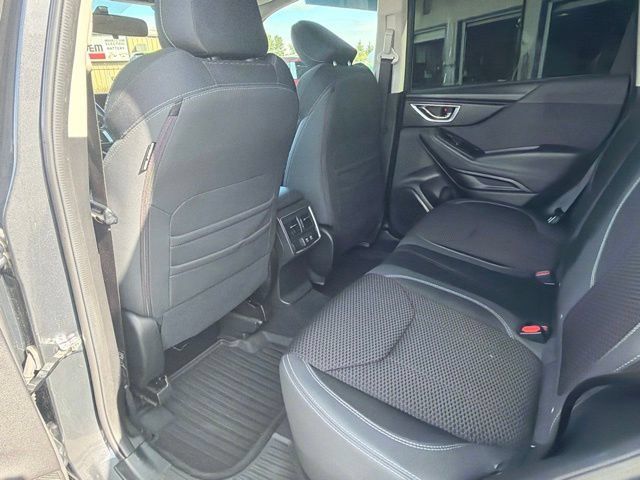 Used 2020 Subaru Forester Premium AWD/4WD image 17