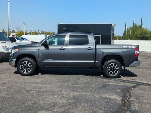 Used 2016 Toyota Tundra SR5 w/ TRD Off Road Package AWD/4WD image 5
