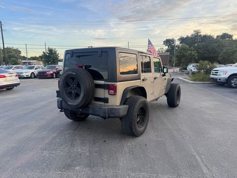 Used 2018 Jeep Wrangler Unlimited Sport S image 5
