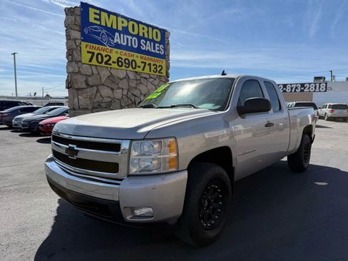 Used 2008 Chevrolet Silverado 1500 LT w/ Power Pack Plus image 2