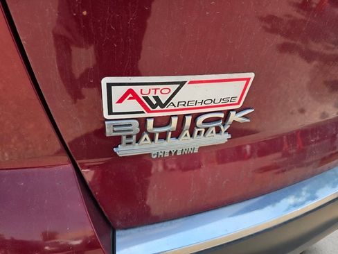 Used 2010 Buick Enclave CXL AWD/4WD image 19