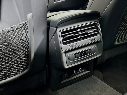 Used 2023 Audi Q7 2.0T Premium w/ Convenience Package image 25