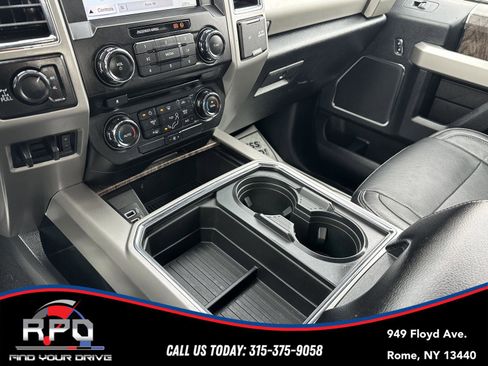Used 2018 Ford F250 Lariat w/ Chrome Package image 23