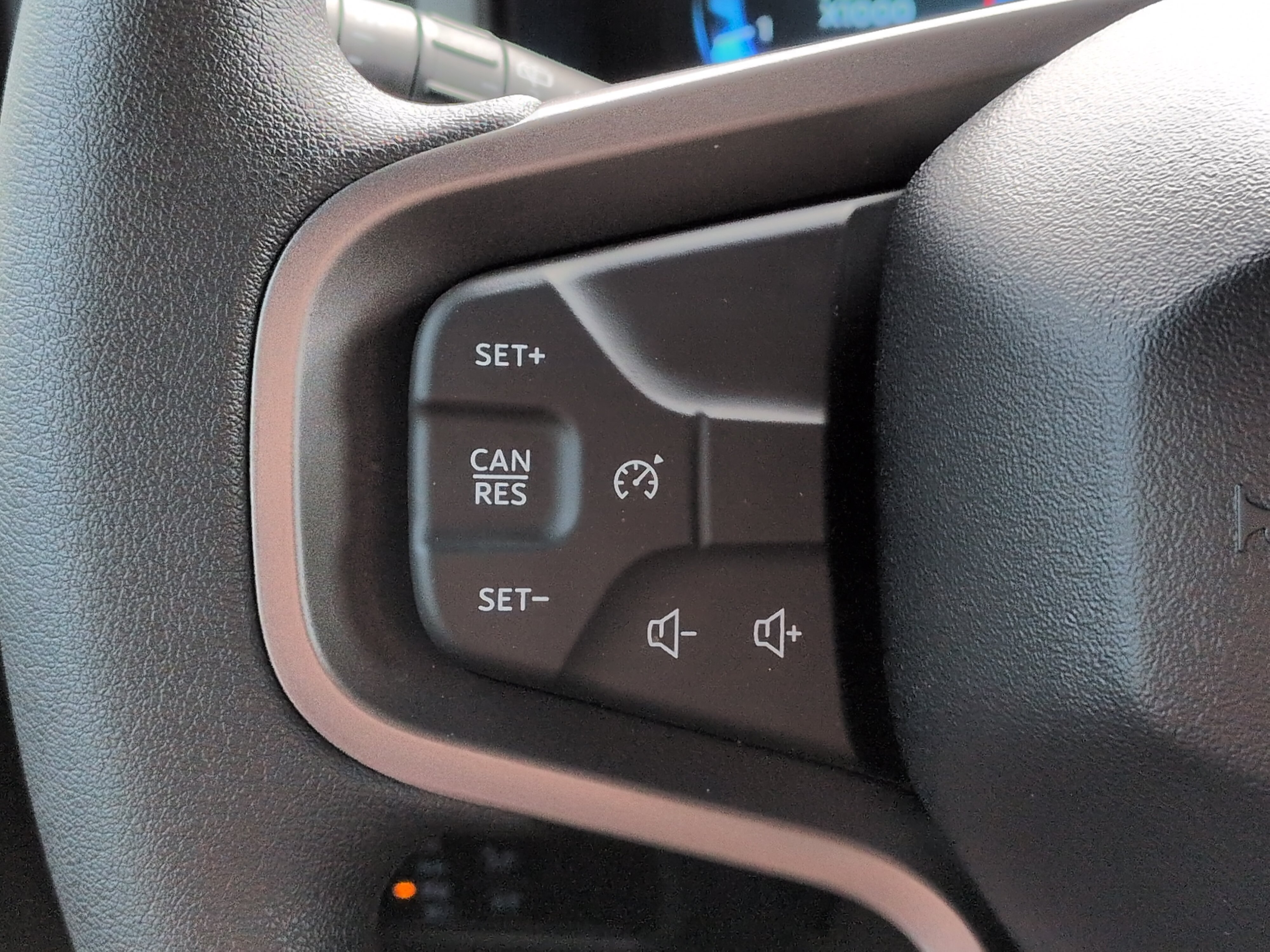 Used 2025 Ford Bronco 4-Door AWD/4WD image 21