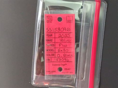 New 2025 Volvo EX30 Plus w/ Protection Package Premier image 34