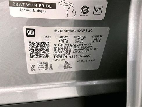 Used 2025 Chevrolet Traverse LT w/ Sun and Wheel Package image 41