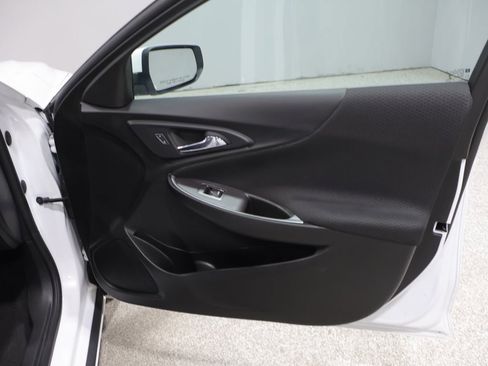 Used 2023 Chevrolet Malibu LT FWD image 23