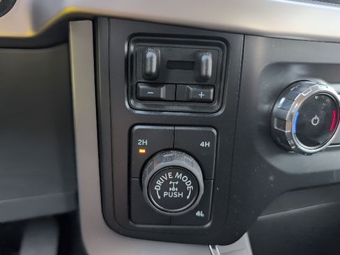 Used 2022 Ford F150 XLT w/ Equipment Group 301A Mid AWD/4WD image 21