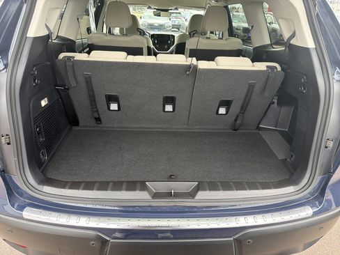 Certified 2025 Subaru Ascent Premium AWD/4WD image 18