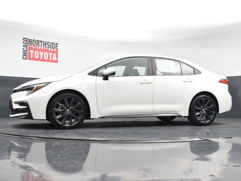 Used 2023 Toyota Corolla SE FWD image 25
