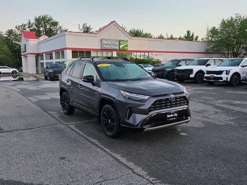 Used 2023 Toyota RAV4 XSE AWD/4WD image 34