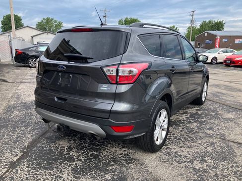 Used 2018 Ford Escape SE AWD/4WD image 3