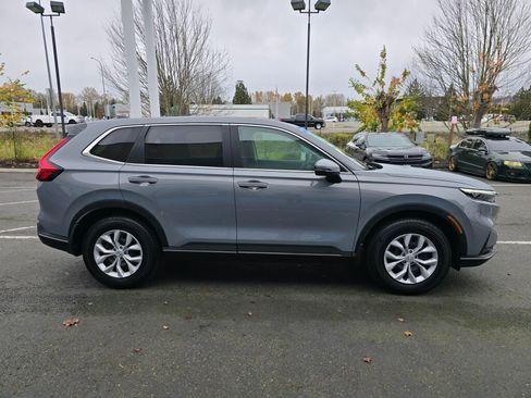 Certified 2025 Honda CR-V LX image 7
