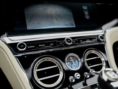 Used 2020 Bentley Continental GT AWD/4WD image 47