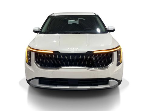New 2026 Kia Carnival FWD image 6