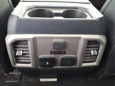 Used 2022 Ford F250 Lariat w/ Lariat Ultimate Package image 18