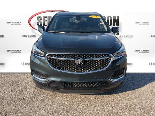 Used 2019 Buick Enclave Avenir w/ Avenir Technology Package FWD image 3