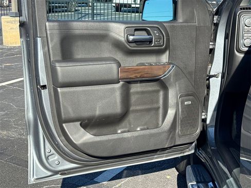 Used 2019 GMC Sierra 1500 SLT w/ SLT Premium Plus Package image 11