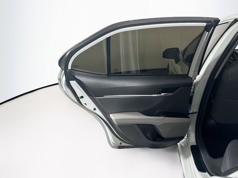 Used 2024 Toyota Camry LE FWD image 26