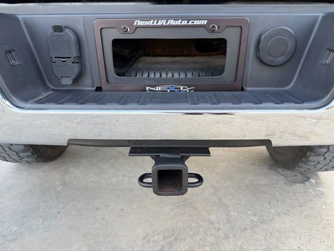 Used 2018 Chevrolet Silverado 1500 LT image 40