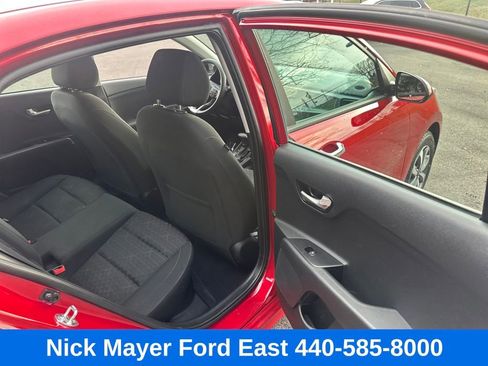 Used 2023 Kia Rio S w/ Technology Package image 15