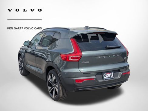 New 2026 Volvo XC40 B5 Ultra w/ Climate Package AWD/4WD image 5