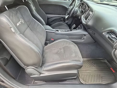 Used 2022 Dodge Challenger SRT Hellcat w/ Plus Package image 16