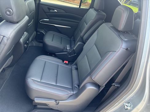 New 2026 Chevrolet Traverse Z71 AWD/4WD image 45