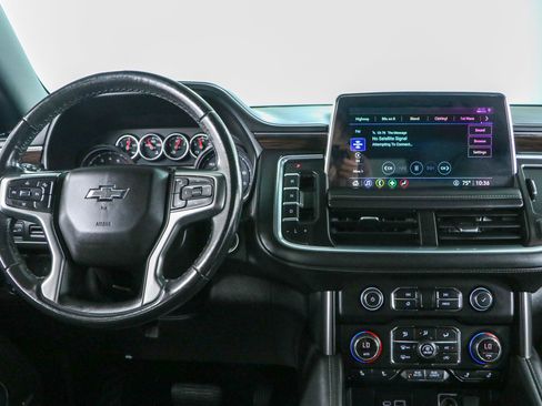 Used 2021 Chevrolet Tahoe Z71 AWD/4WD image 17