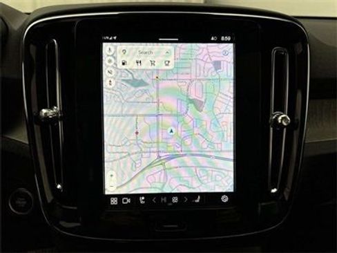 Certified 2025 Volvo XC40 B5 Core w/ Climate Package image 16