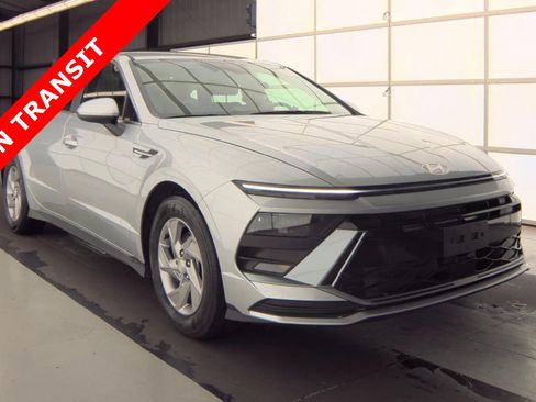 Used 2026 Hyundai Sonata SE FWD image 1