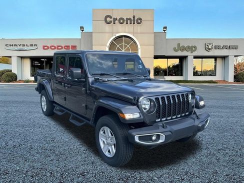 Used 2022 Jeep Gladiator Sport AWD/4WD image 1