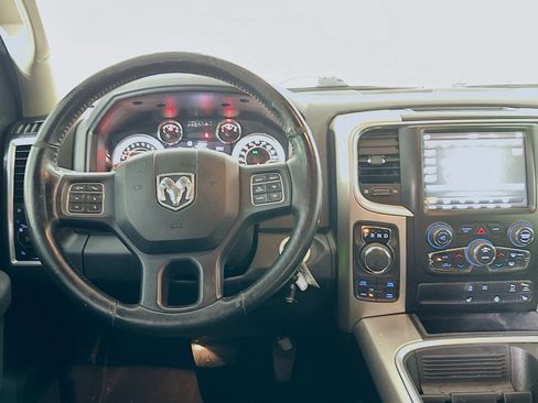 Used 2018 RAM 1500 Big Horn AWD/4WD image 17