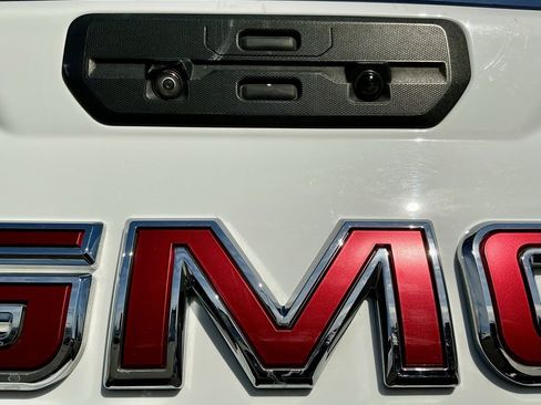 Used 2020 GMC Sierra 1500 AT4 w/ AT4 Premium Package image 15